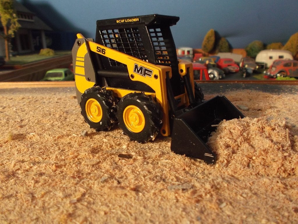 1:35 MF516 SCAT LOADER - Joal, Ophalen of Verzenden, Nieuw, Tractor of Landbouw, Joal