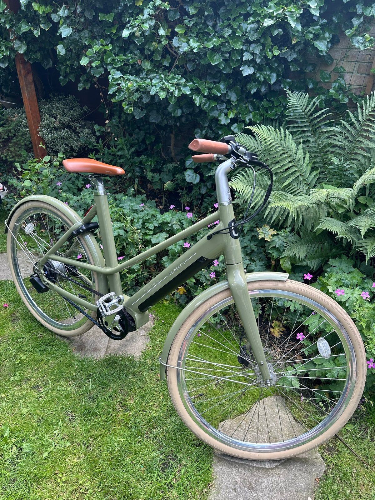Veloretti Electric Ivy - Zeer goede staat, Fietsen en Brommers, Elektrische fietsen, Ophalen, Veloretti, Zo goed als nieuw, 51 tot 55 cm