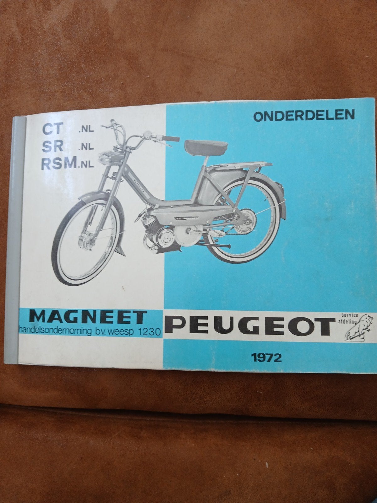 Peugeot Onderdelen Catalogus 1972 - Magneet Bromfietsen, Ophalen of Verzenden