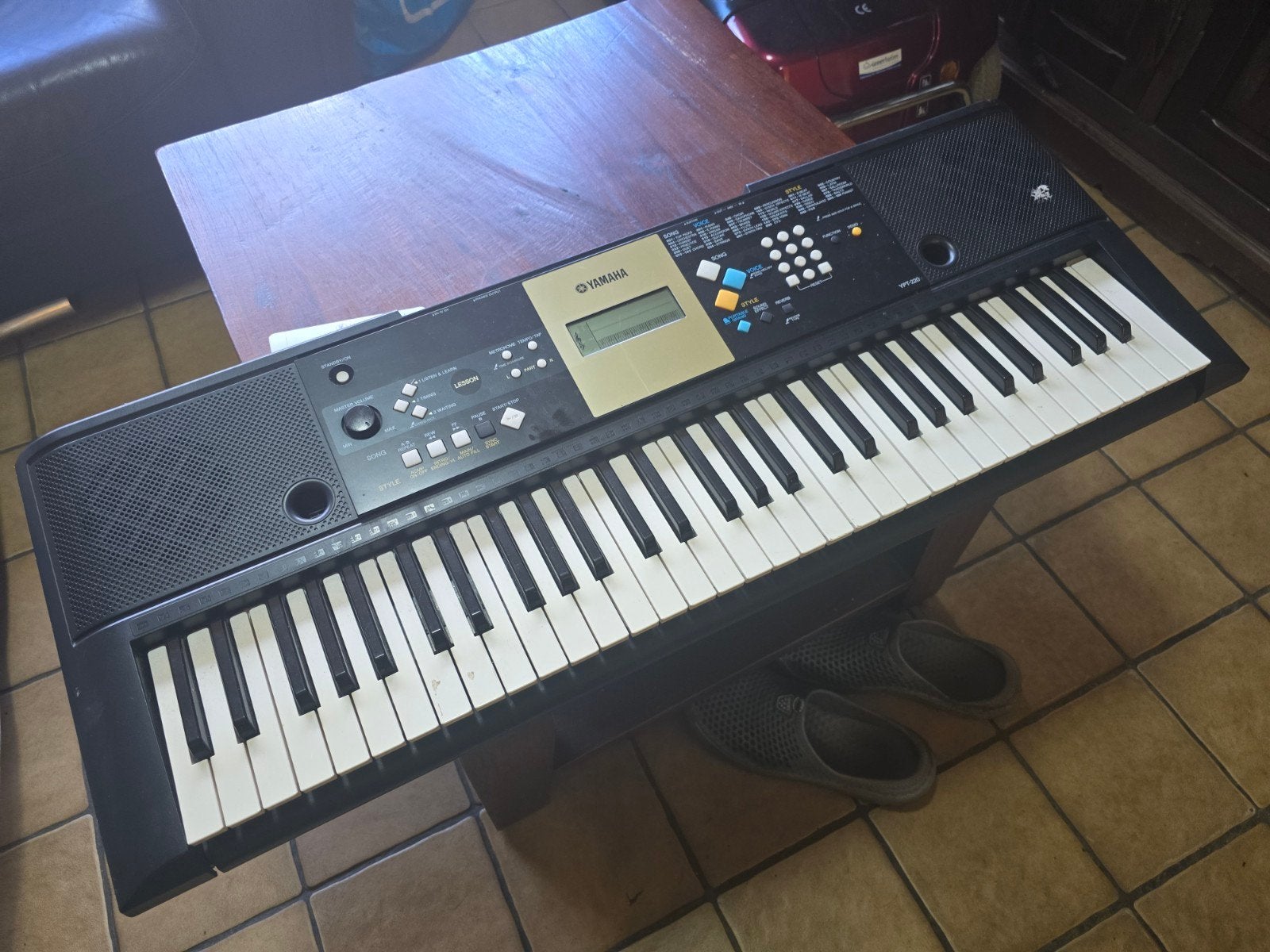 Yamaha YPT-220 Elektrisch Keyboard, Muziek en Instrumenten, Keyboards, Ophalen, Gebruikt, 61 toetsen, Yamaha