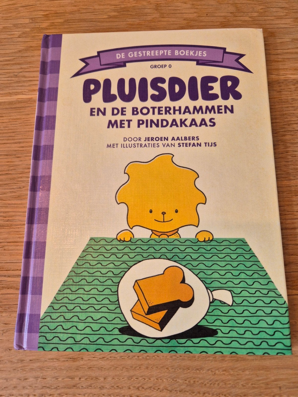 Pluisdier en de boterhammen met pindakaas, Boeken, Ophalen of Verzenden, Fictie algemeen