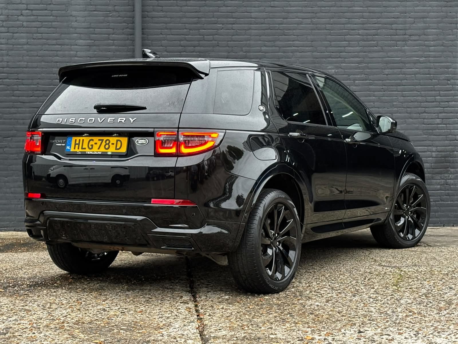 Land Rover DISCOVERY SPORT P300e 1.5 R-Dynamic HSE 56715KM|K, Auto's, Dealer onderhouden, Discovery Sport, Zwart, Bedrijf
