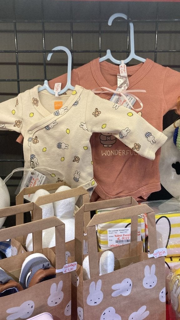 Alles van Nijntje in de leukste winkel van Maastricht!, Ophalen, Zo goed als nieuw, Kraamcadeau