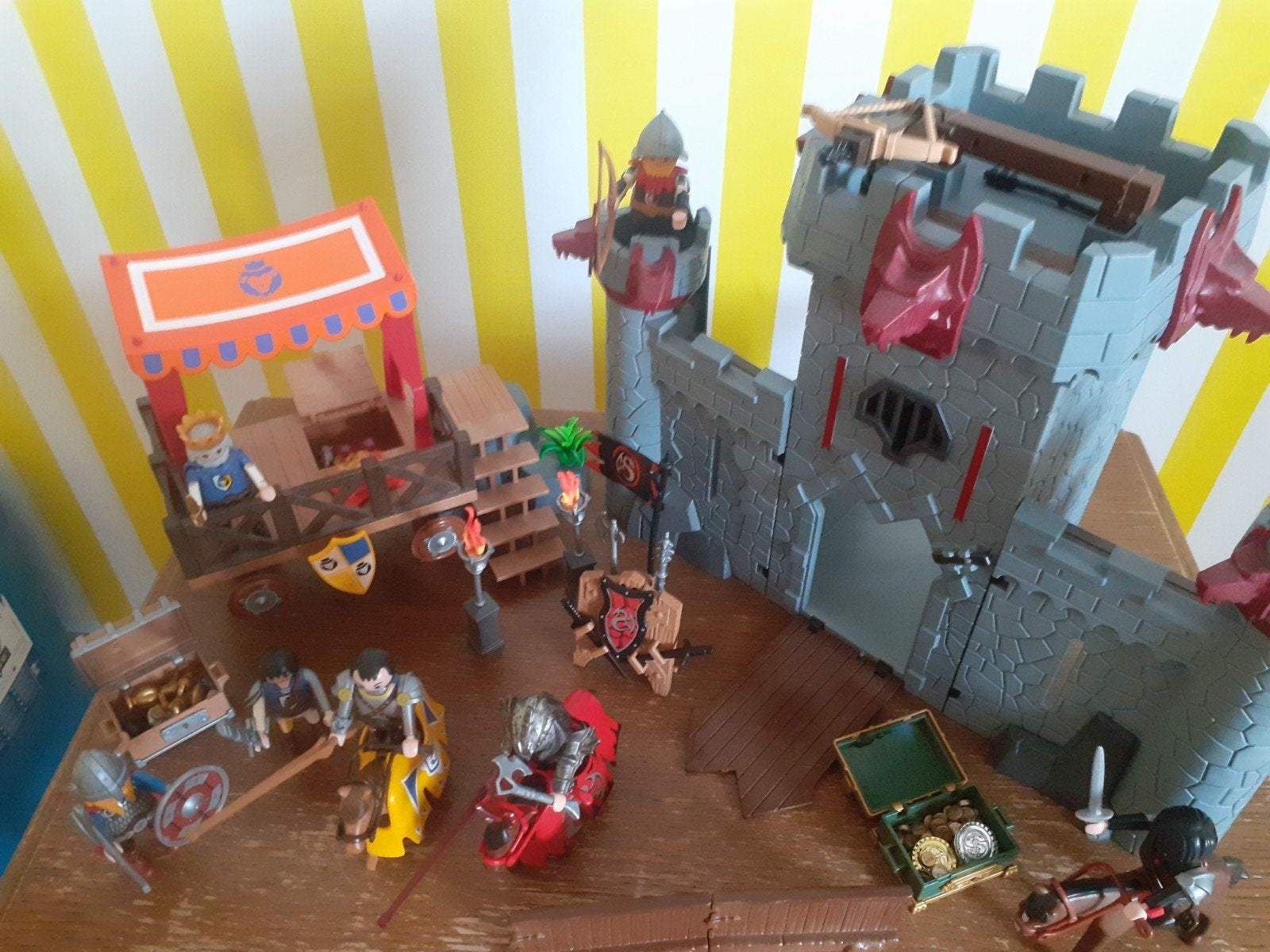 Playmobil Kasteel met ridders en accessoires, Ophalen, Gebruikt, Complete set, Kasteel/Fort