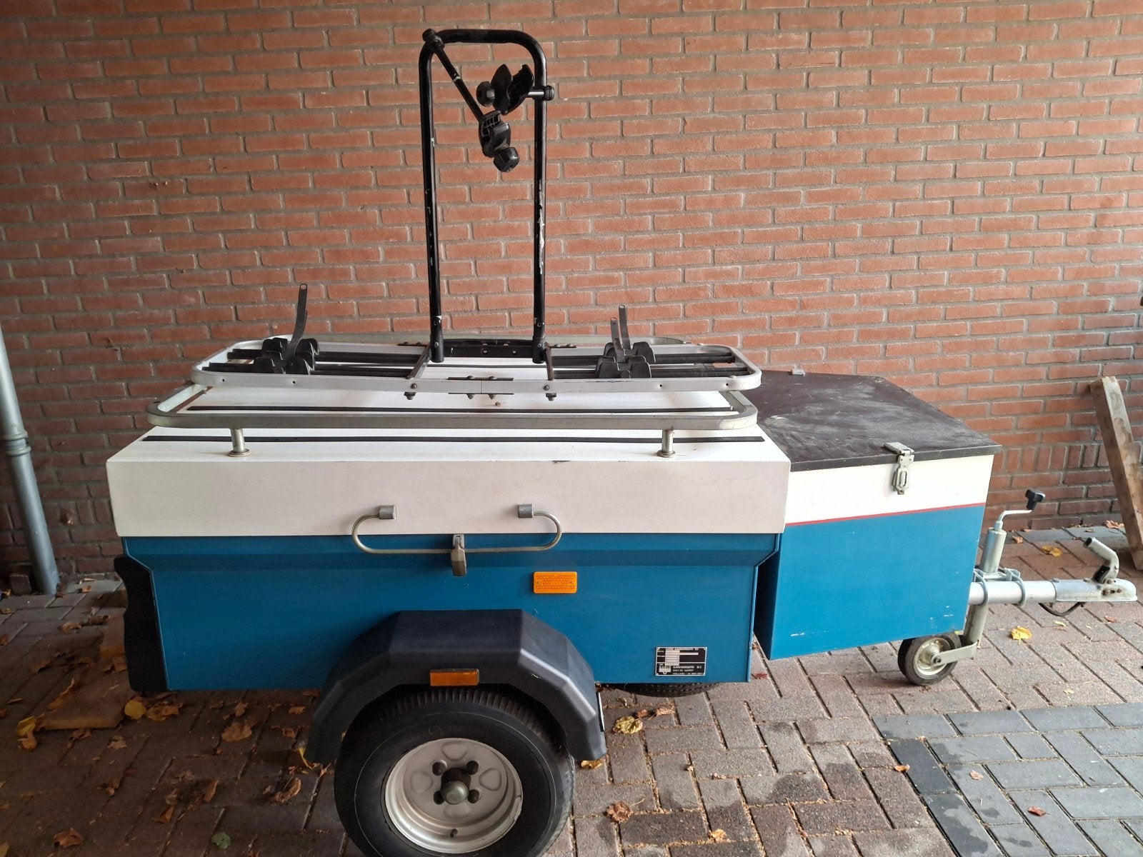 Saris Speedy Aanhanger met fietsendrager, Ophalen, Gebruikt