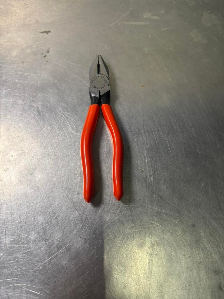 Mooie nieuwe knipex tang, Doe-het-zelf en Verbouw, Gereedschap | Handgereedschap, Ophalen, Zo goed als nieuw