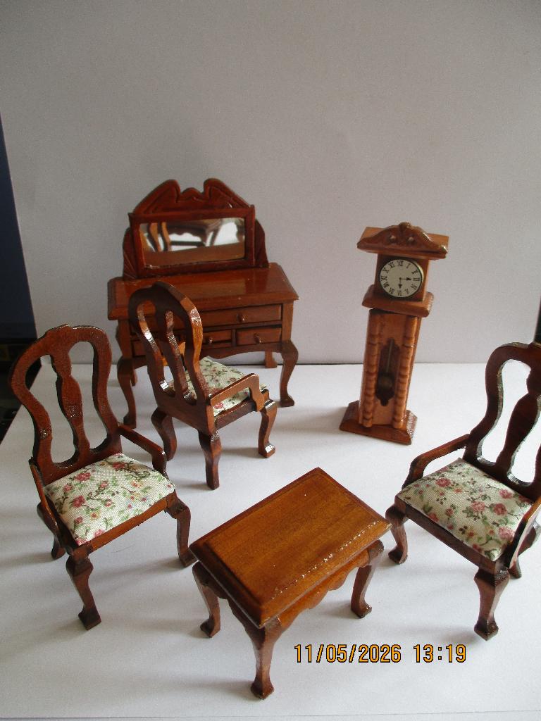 poppenhuis setje meubeltjes, Ophalen of Verzenden, Gebruikt, Decoratie