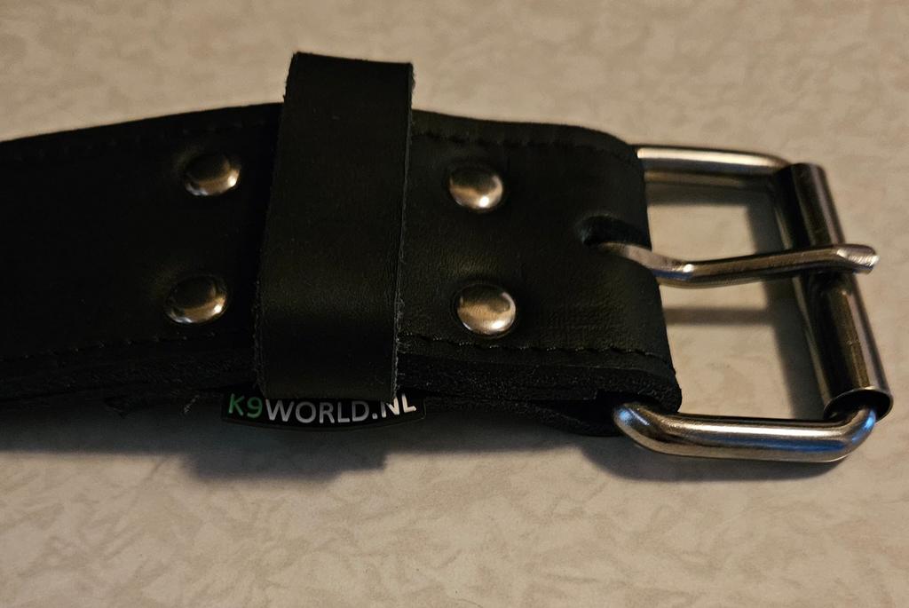 Nieuwe lederen honden halsband van K9 world, Ophalen of Verzenden, Nieuw