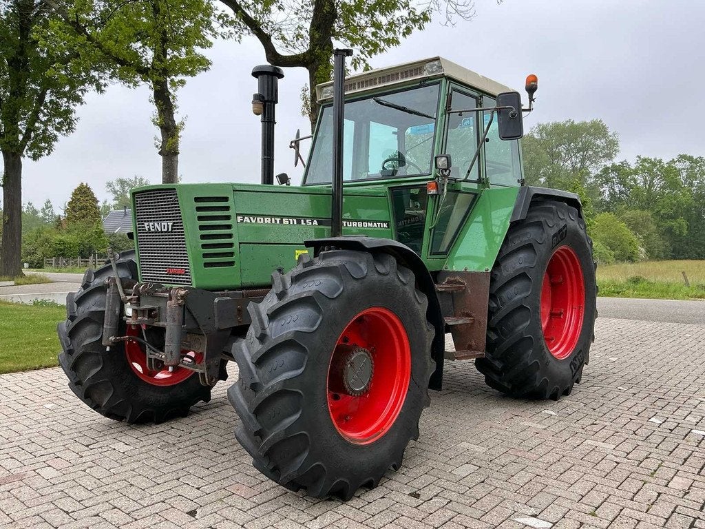 Fendt 611 LSA Vierwielaangedreven landbouwtractor, Gebruikt, Fendt
