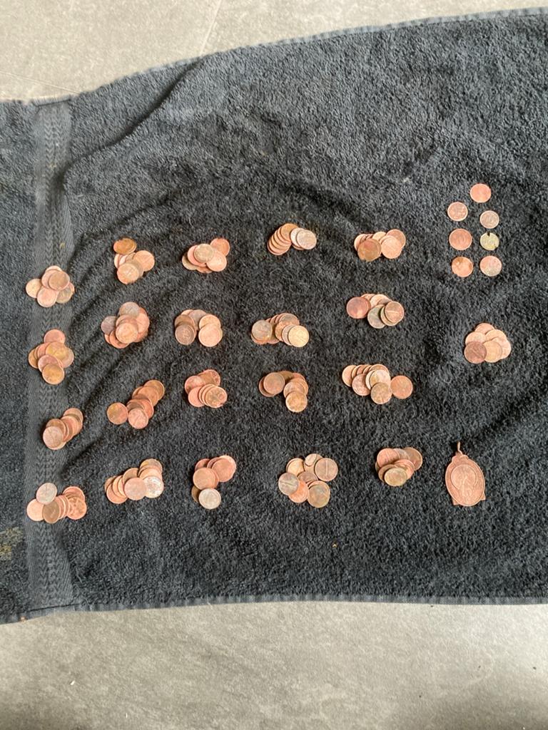 214 muntjes (1 cent) en medaille speelt ver Hoogvliet, Ophalen of Verzenden, 1 cent, Setje