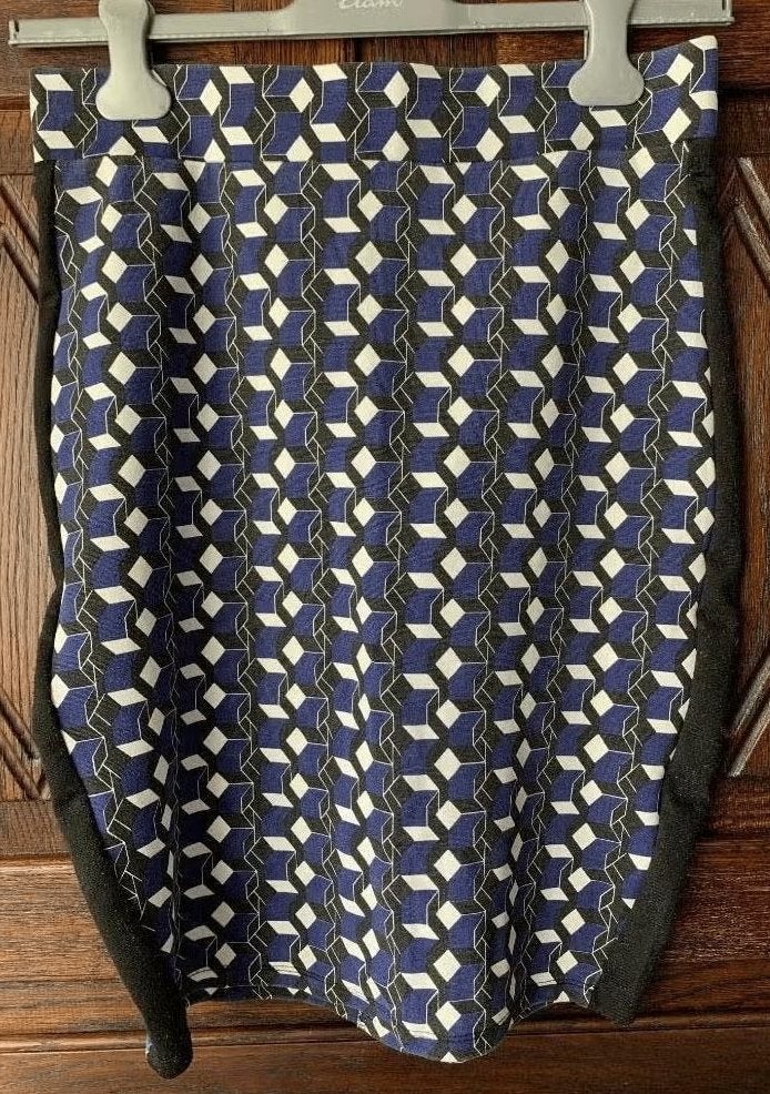 Rok met zwart-blauw-witte kubus patroon; Amisu; 42, Blauw, Maat 42/44 (L), Ophalen of Verzenden, Zo goed als nieuw
