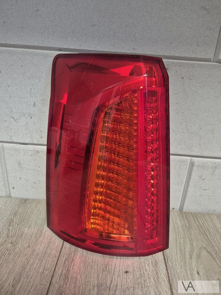 Cadillac BLS wagon station achterlicht links 12769822 €999, Cadillac, Gebruikt, -, -