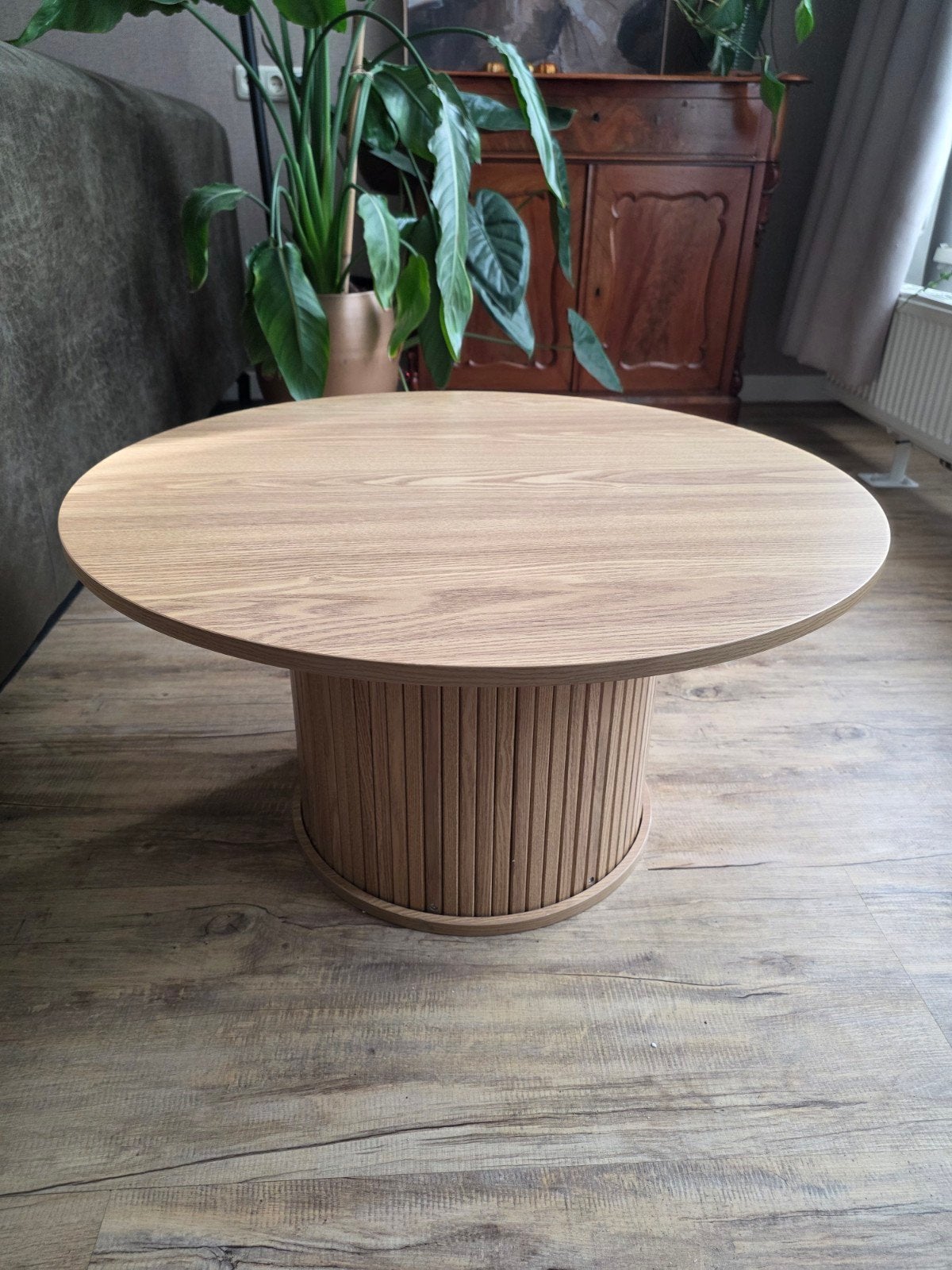 Nieuwe ronde salontafel met houten latten design, Ophalen, Info@unitra.be, Japandi, Scandinavisch, Rond
