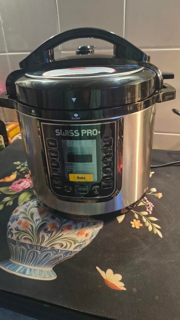 Swiss Pro+ Multicooker met extra mandje - Nieuw, Ophalen, Vaatwasmachinebestendig, Nieuw