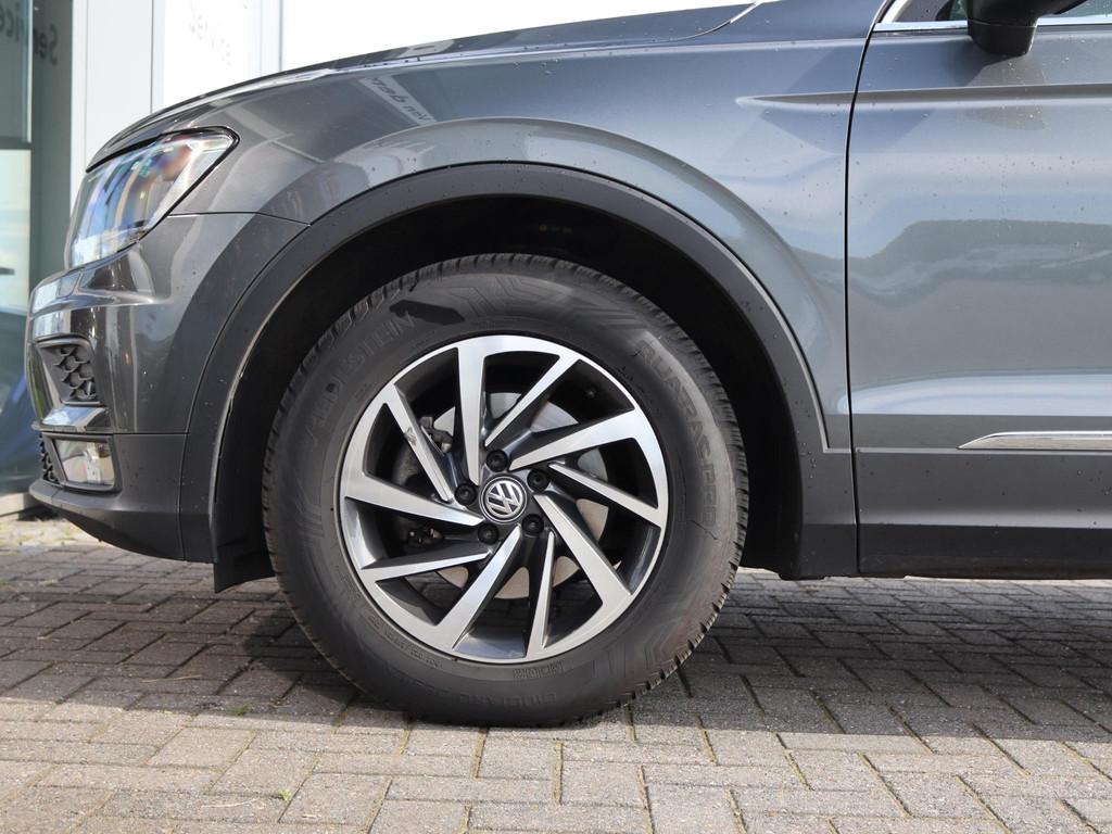 Volkswagen Tiguan 1.4 TSI 150 pk DSG ACT Sound | Trekhaak |, Stof, 4 cilinders, 150 pk, LED verlichting