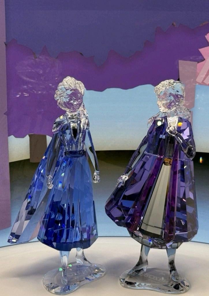 Swarovski Frozen Anna Elsa en Olaf nieuw, Verzamelen, Swarovski, Ophalen of Verzenden, Nieuw, Figuurtje