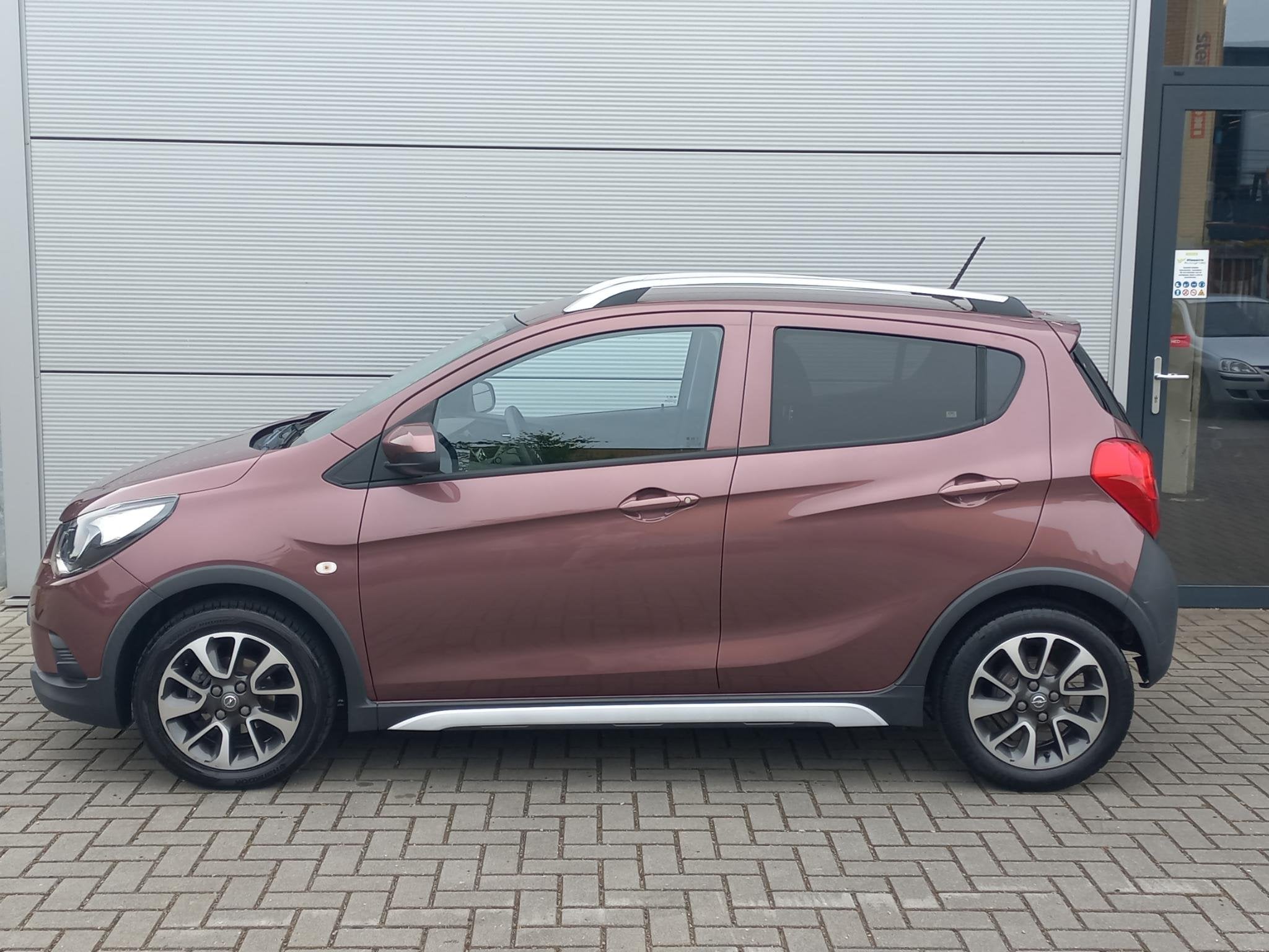 Opel KARL 1.0 Rocks Online Edition | Airconditioning | Navig, Voorwielaandrijving, 839 kg, Stof, Gebruikt