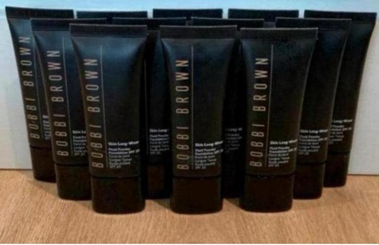 Bobbi brown skin long-weat fluid powder foundation spf 20, Overige kleuren, Gehele gezicht, Ophalen of Verzenden, Zo goed als nieuw