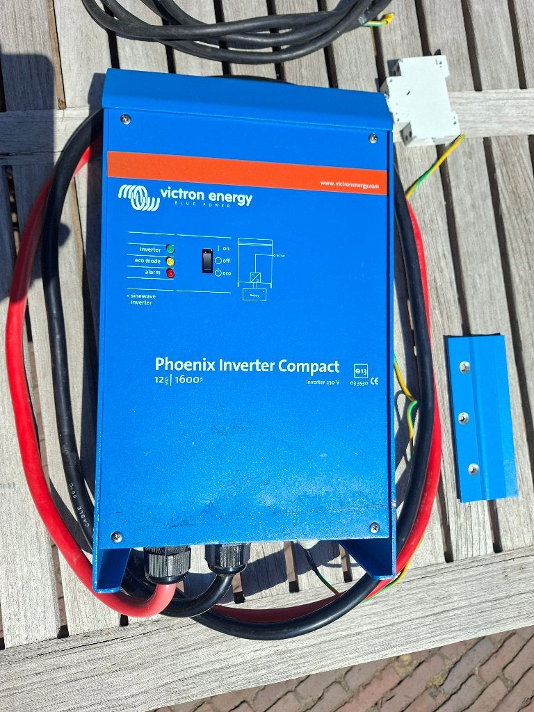 Omvormer Victron Phoenix Inverter Compact 1600, Ophalen, Gebruikt