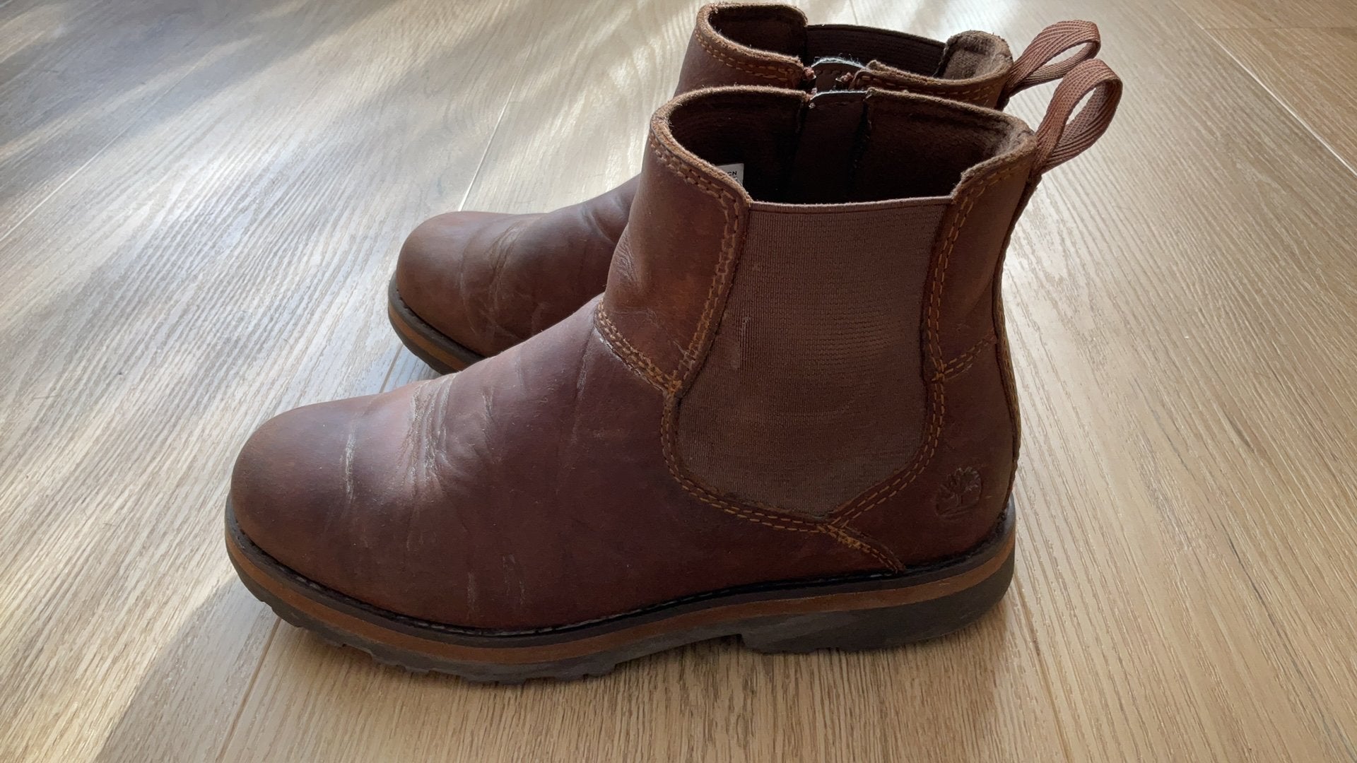 Timberland chelsea boots maat 35, Ophalen of Verzenden, Zo goed als nieuw, Jongen of Meisje, Laarzen