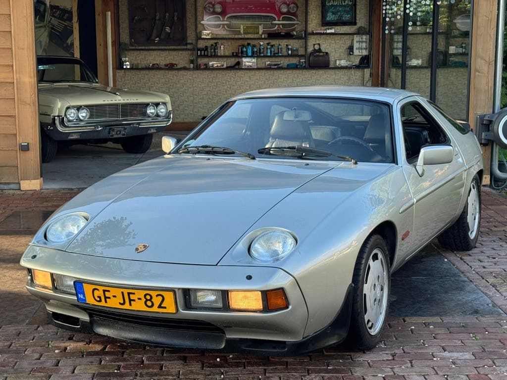Porsche 928 belastingvrij v8 koopje, foto 4