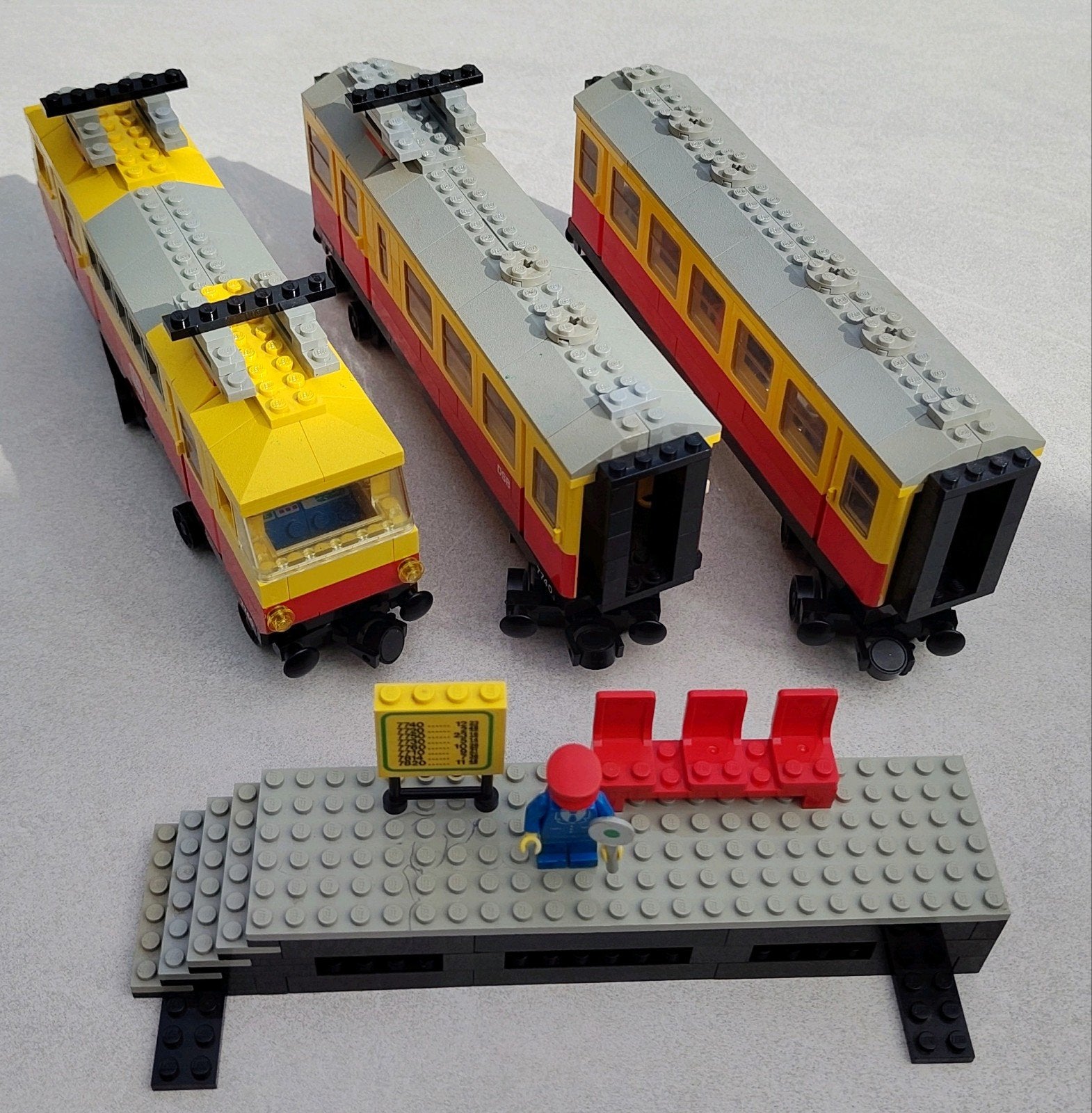 Lego Trein Set - Bouw 2 Verschillende Treinen, Gebruikt, Overige thema's, Lego, Ophalen of Verzenden