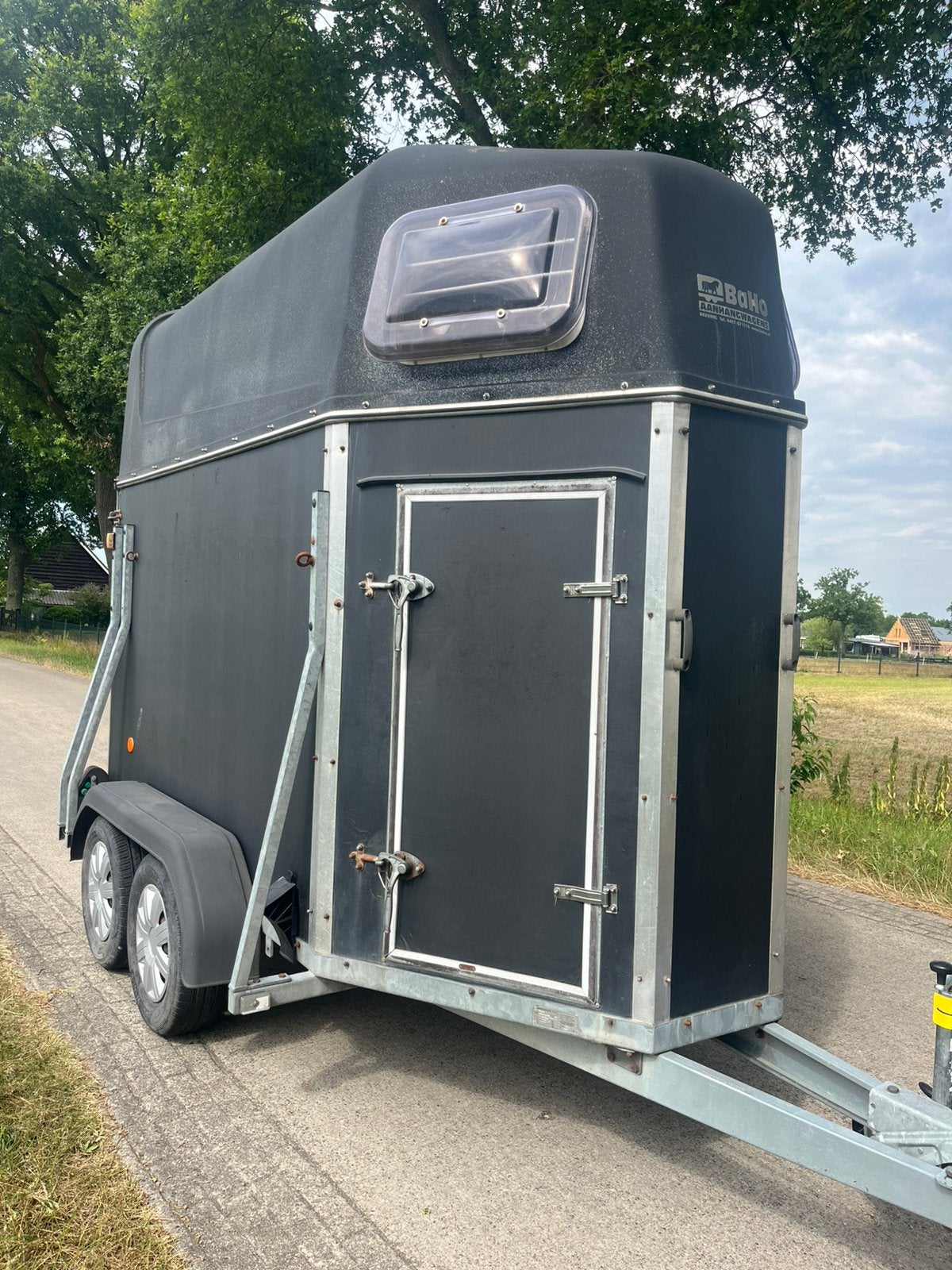 1,5 paards trailer aluminium nette staat 2011, Ophalen, ., Aluminium, 2-paards trailer