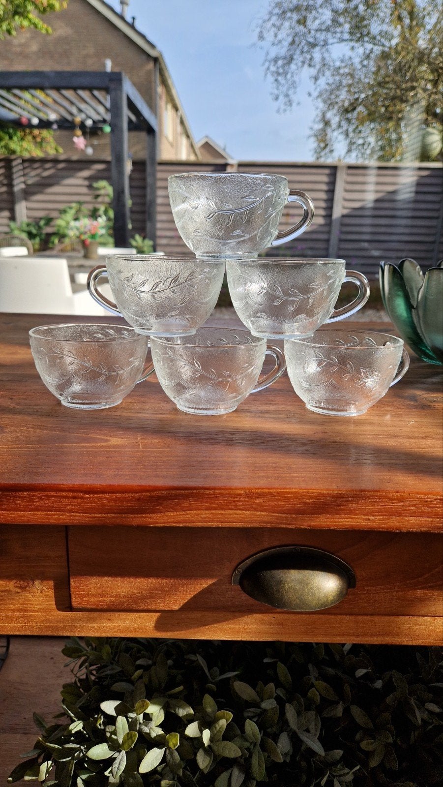 Set van 6 vintage Duralex glazen kopjes met bladreliëf, Ophalen of Verzenden, Zo goed als nieuw, Overige typen