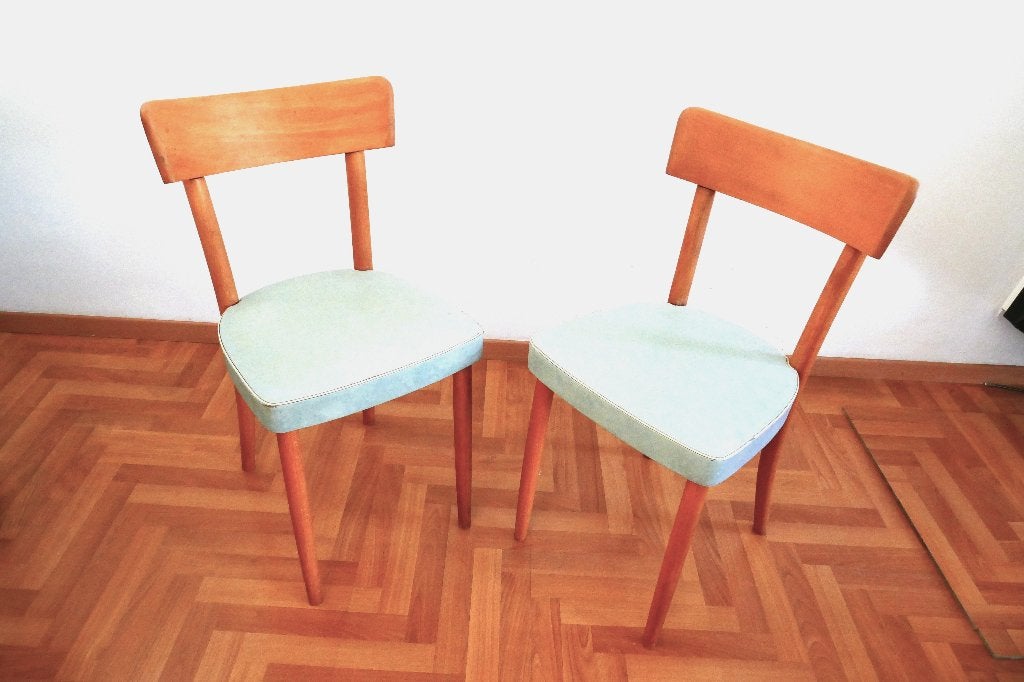 Set van 2 vintage stoelen met houten frame en sky zitting, Ophalen, Huis en Inrichting