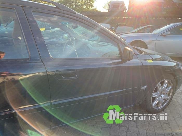 Portier 4Deurs rechts-voor van een Volvo V70, Gebruikt, -, Deur, -