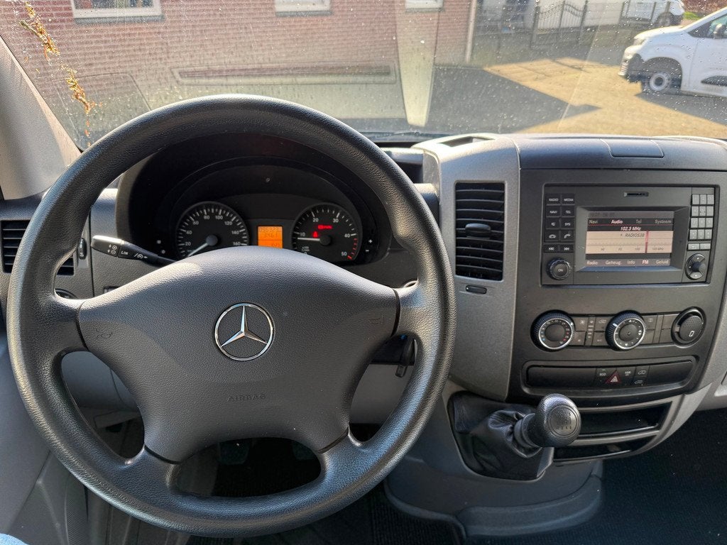 Mercedes-Benz Sprinter 214 2.2 CDI 143PK E6 airco cruise gro, Auto's, 13 km/l, Achterwielaandrijving, Gebruikt, Euro 6