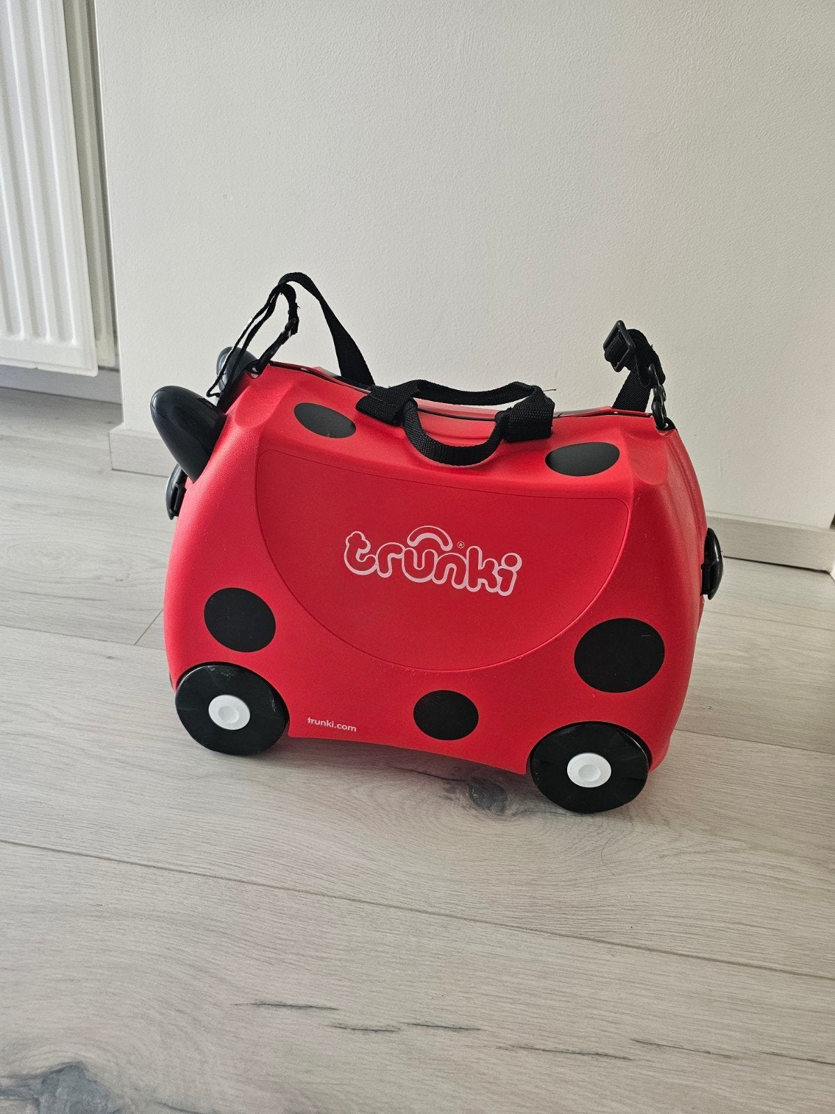 Trunki Kinderkoffer, Ophalen