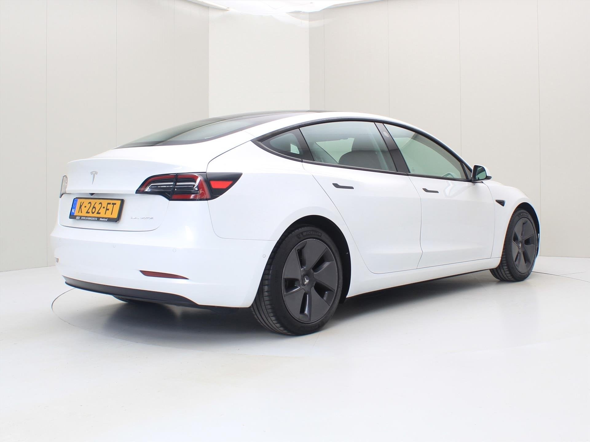 Tesla Model 3 Long-Range AWD 351pk 75 kWh FACELIFT 87% SoH [, Automaat, Gebruikt, Wit, Origineel Nederlands