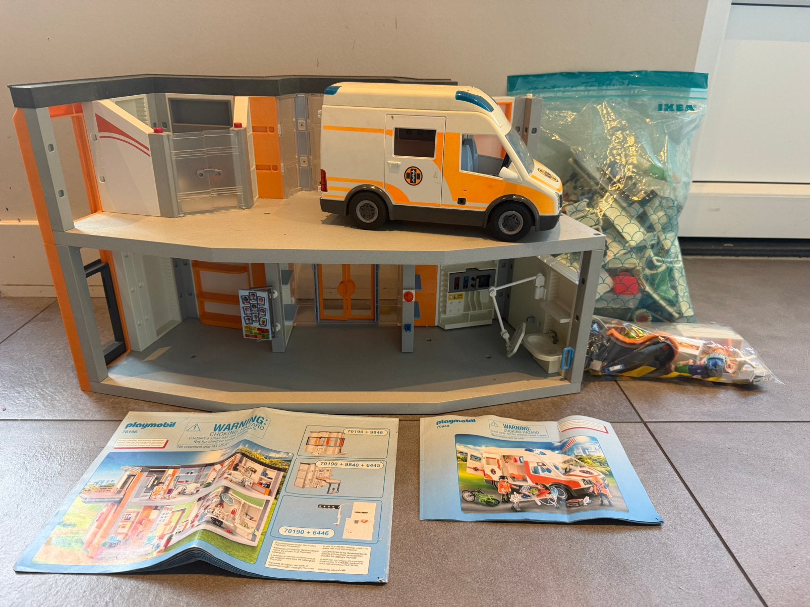 Playmobil ziekenhuis + ambulance, Ophalen of Verzenden, Zo goed als nieuw