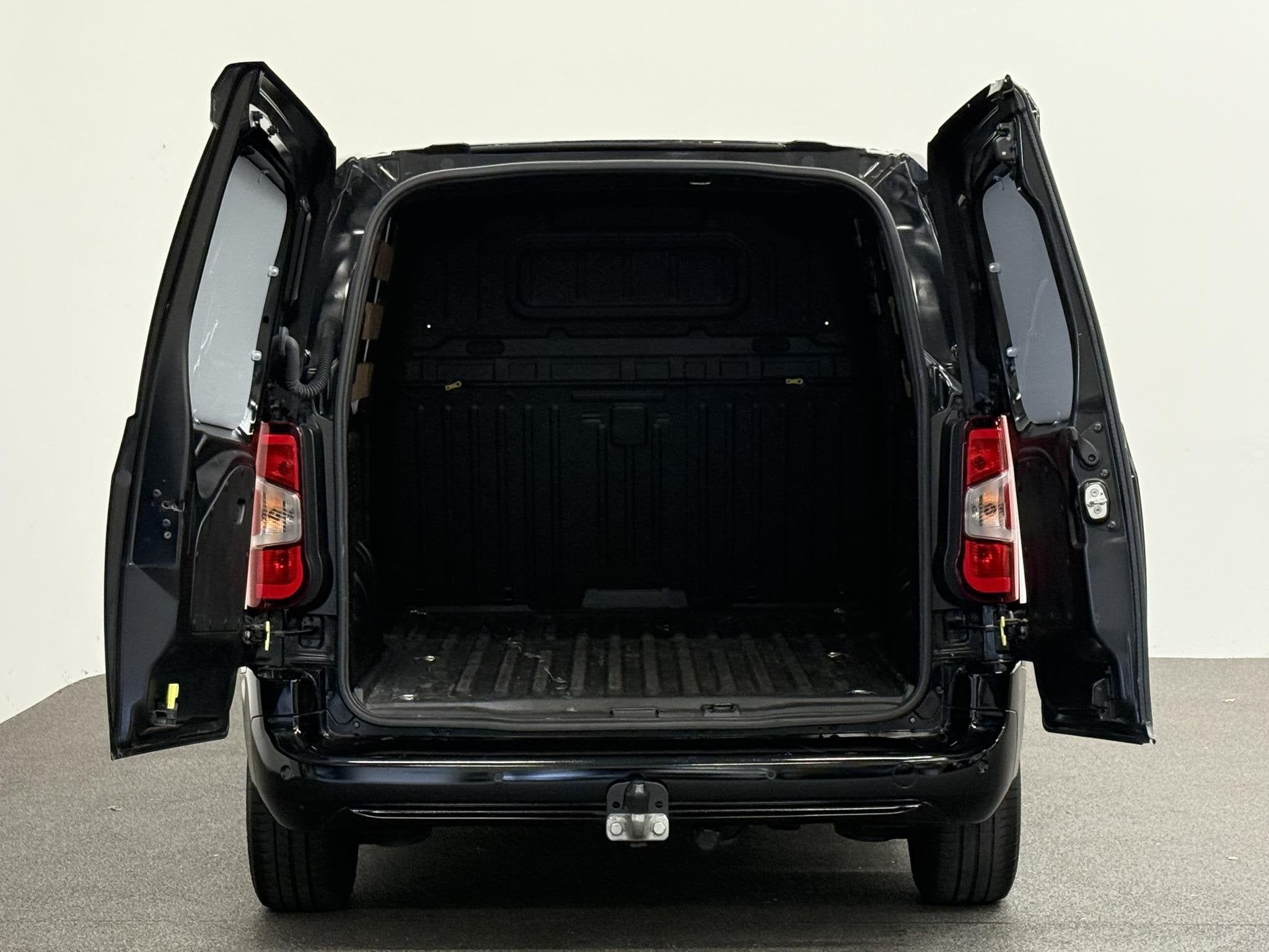 Opel Combo 1.5D L1H1 Standaard Airco Cruise Control Apple Ca, Auto's, Voorwielaandrijving, 1350 kg, Gebruikt, Euro 6