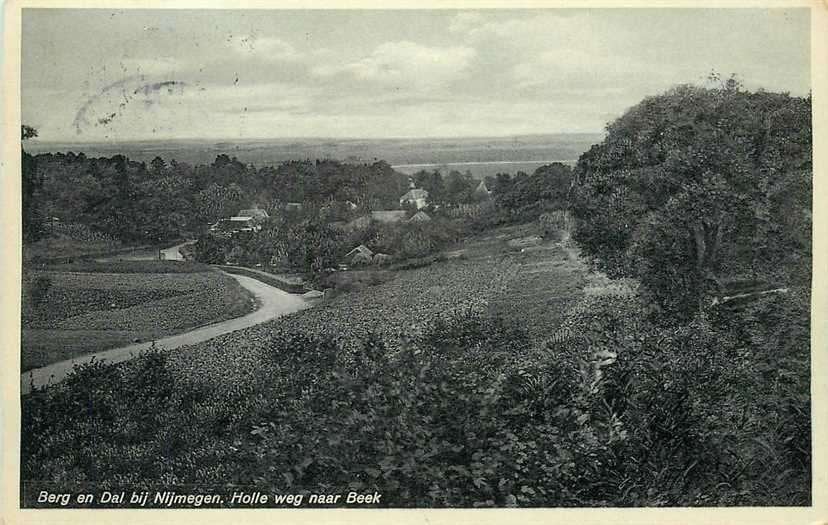 380-875-005 Berg en Dal Holle weg naar Beek, Verzenden, Voor 1920, Gelderland