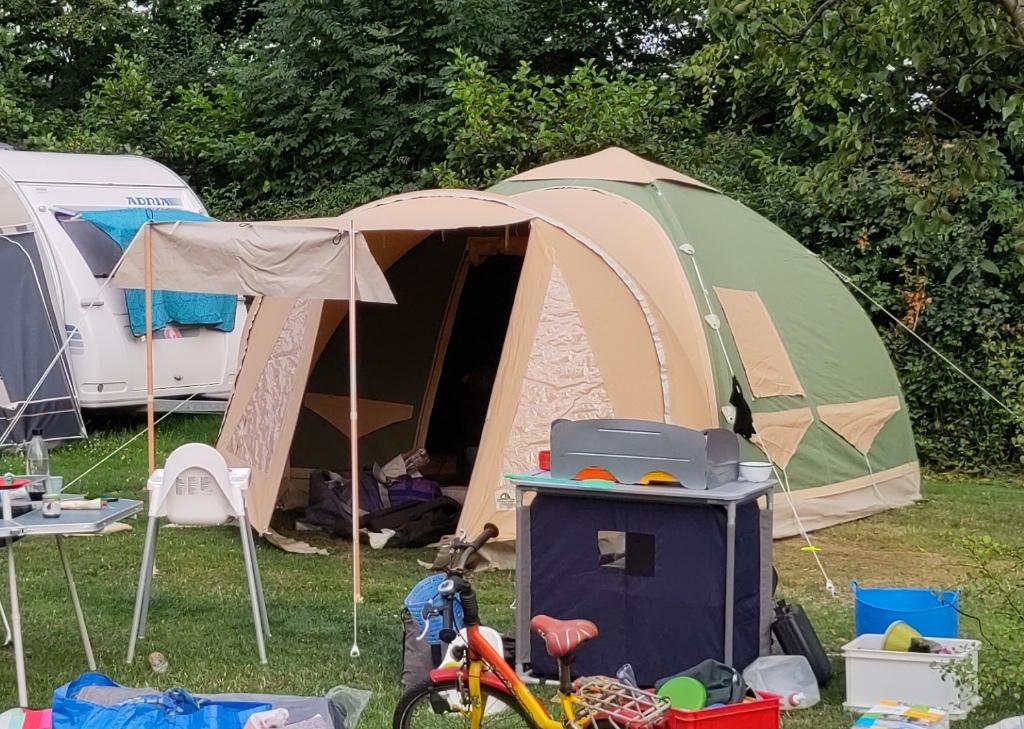 karsten tent zeegroen 3x3 met voortent, Caravans en Kamperen, Tenten, Ophalen, Gebruikt