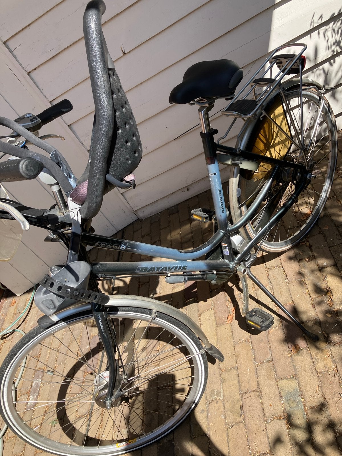 Grijze Batavus Adagio damesfiets met kinderzitje, Ophalen, Versnellingen, Batavus, Trommelrem
