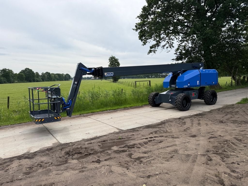 Aichi SP21CJM wiel telescoophoogwerker