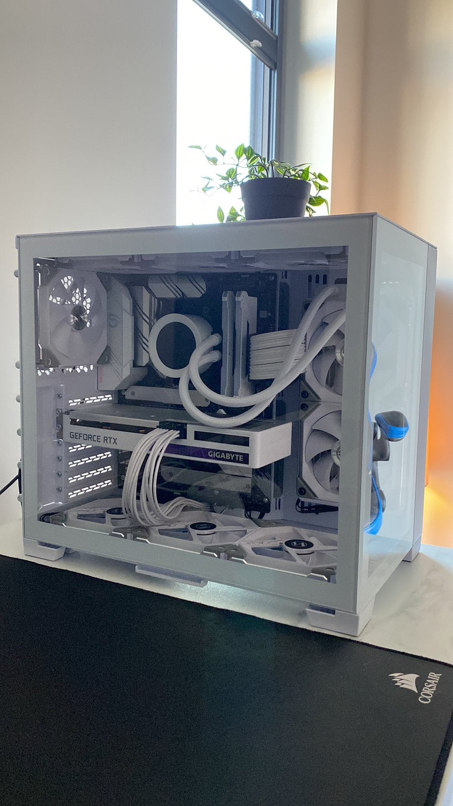 Witte game pc goeie staat, Computers en Software, Desktop Pc's, Zo goed als nieuw, 4 Ghz of meer, Gaming, Ophalen