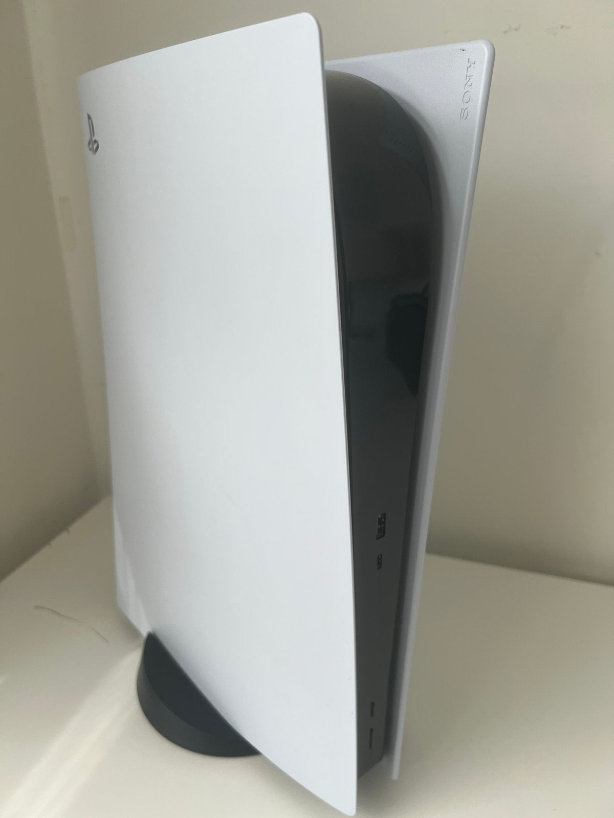 PlayStation 5 Disc Edition met kabels zonder controllers, Ophalen, Vanaf 18 jaar, Overige genres, Eén computer