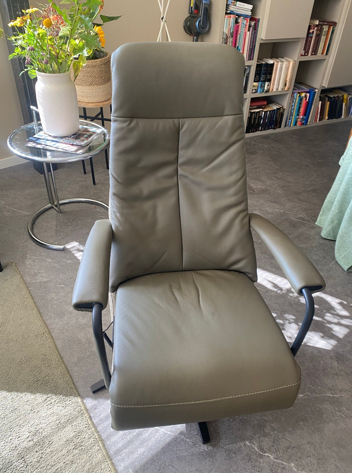 Luxe Prominent Relaxfauteuil | 3 motoren | olijfgroen, 75 tot 100 cm, Ophalen of Verzenden, Zo goed als nieuw, Stof