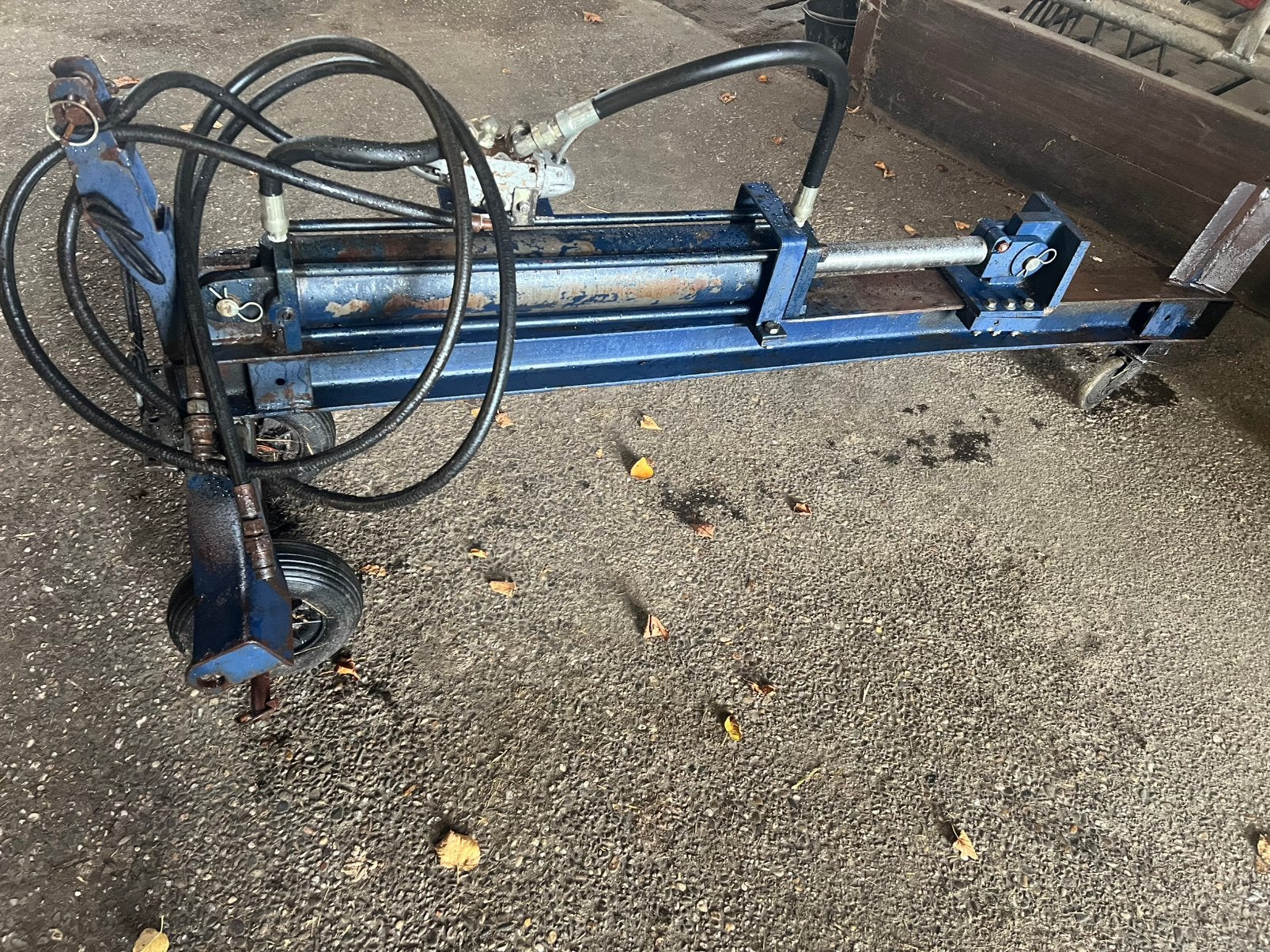 Hydraulische kloofmachine, Tuin en Terras, Kloofmachines, Ophalen, Gebruikt, Liggend