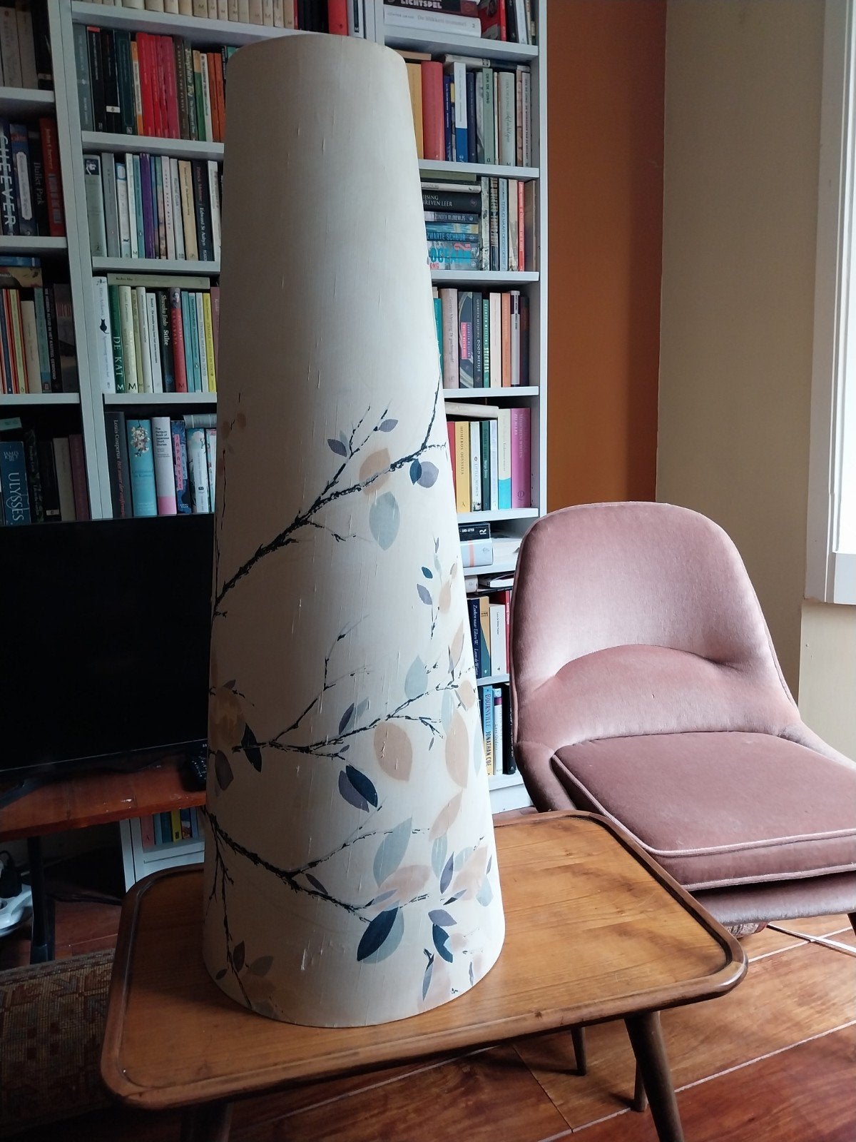 Hoge vintage retro lampenkap 95 cm, Ophalen, Gebruikt, 35 cm, Beige