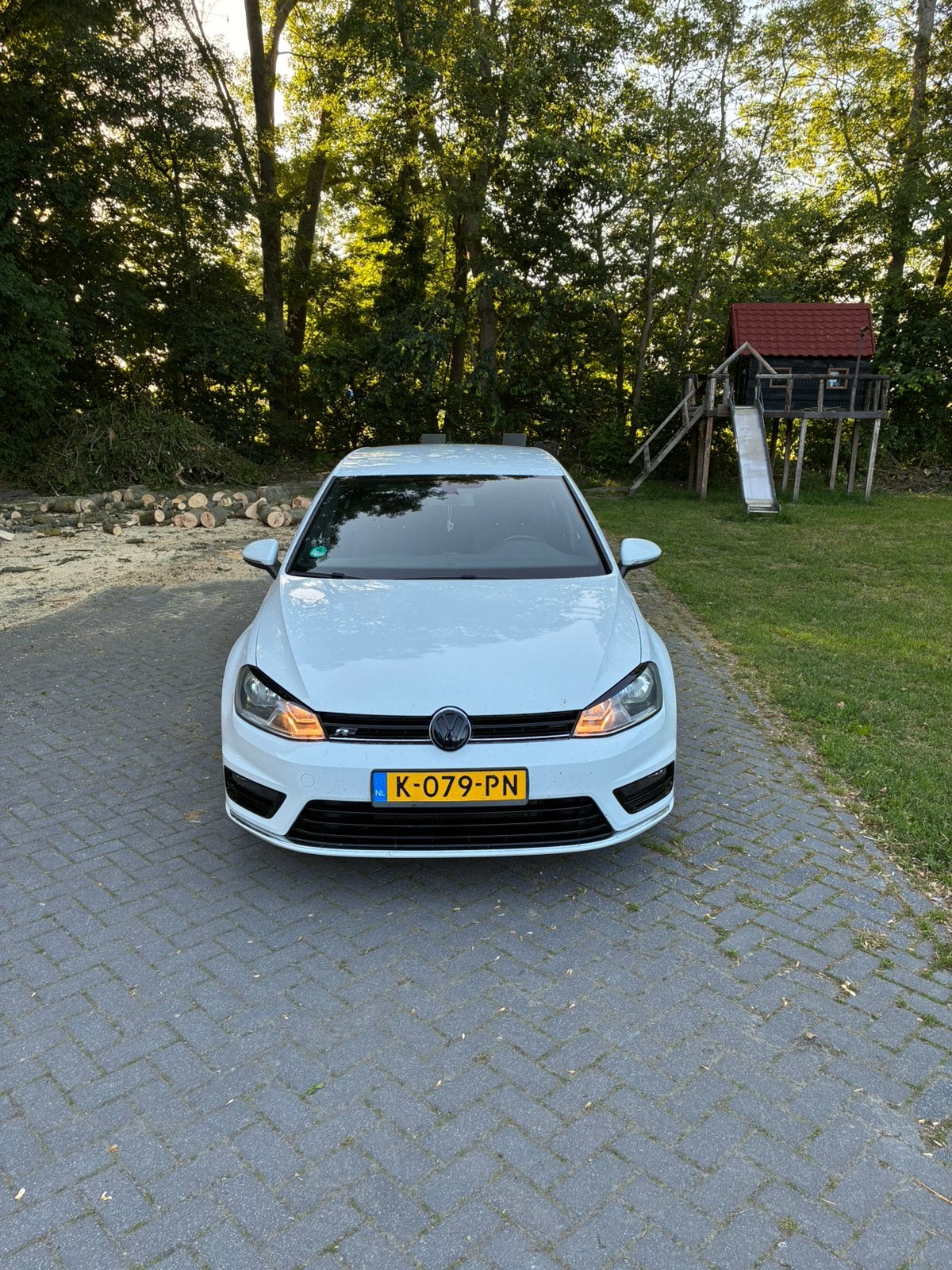 Volkswagen Golf R line, Voorwielaandrijving, 4 cilinders, 610 kg, Wit