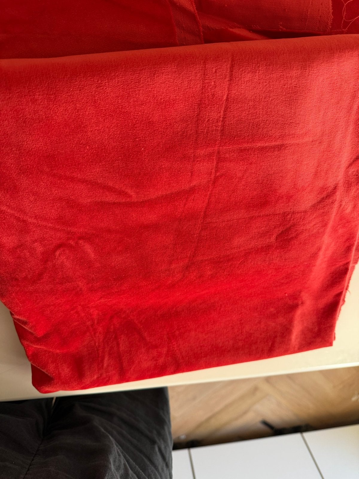 Fluweel lap stof, Hobby en Vrije tijd, Stoffen en Lappen, Overige materialen, 120 cm of meer, Oranje, Ophalen of Verzenden