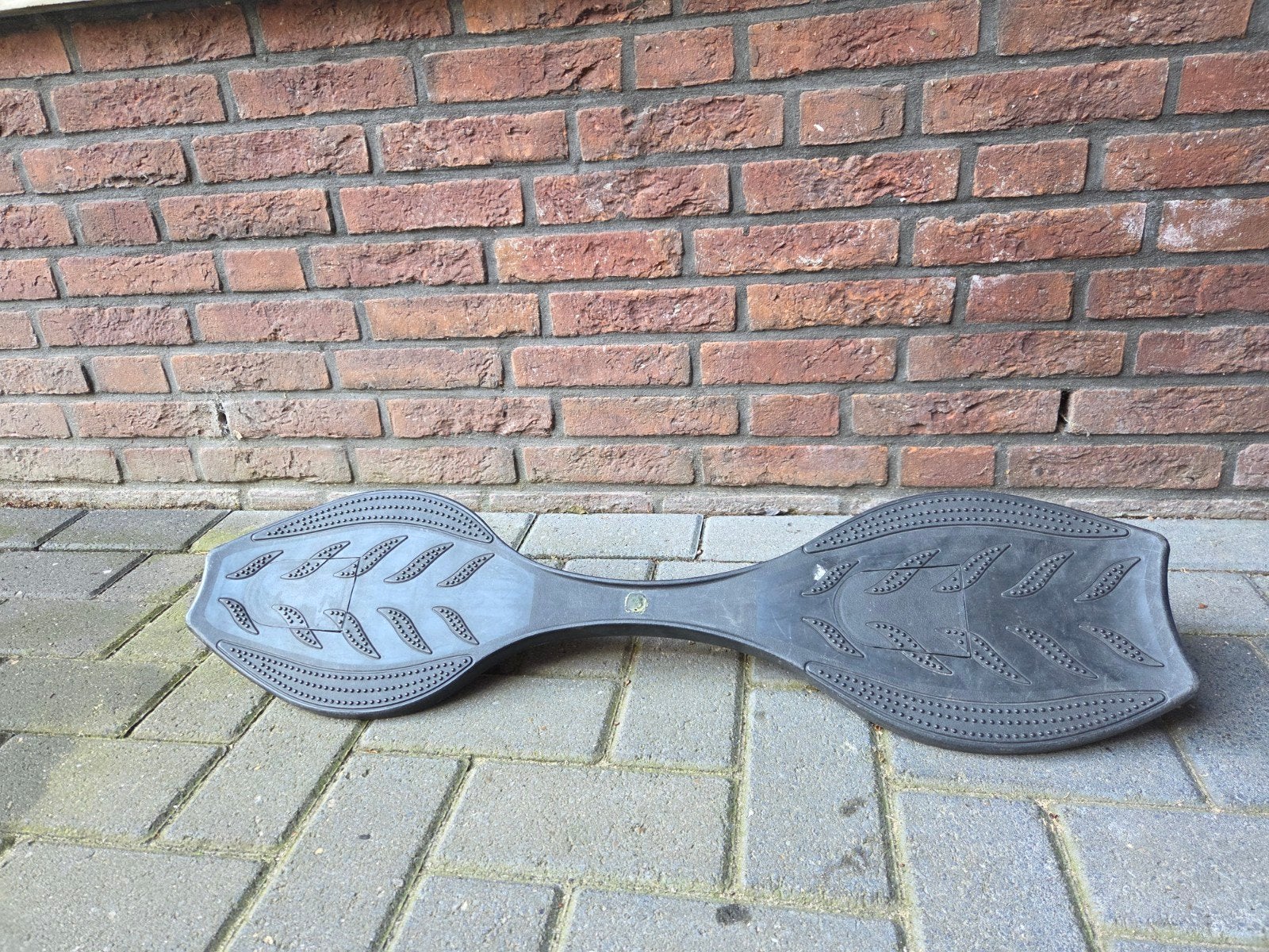 Zwart waveboard, Sport en Fitness, Skateboarden, Ophalen of Verzenden, Zo goed als nieuw, Waveboard