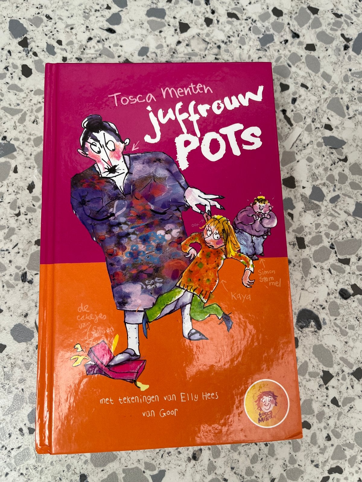 Juffrouw Pots - Tosca Menten (Kinderboek), Ophalen of Verzenden, Zo goed als nieuw, Fictie