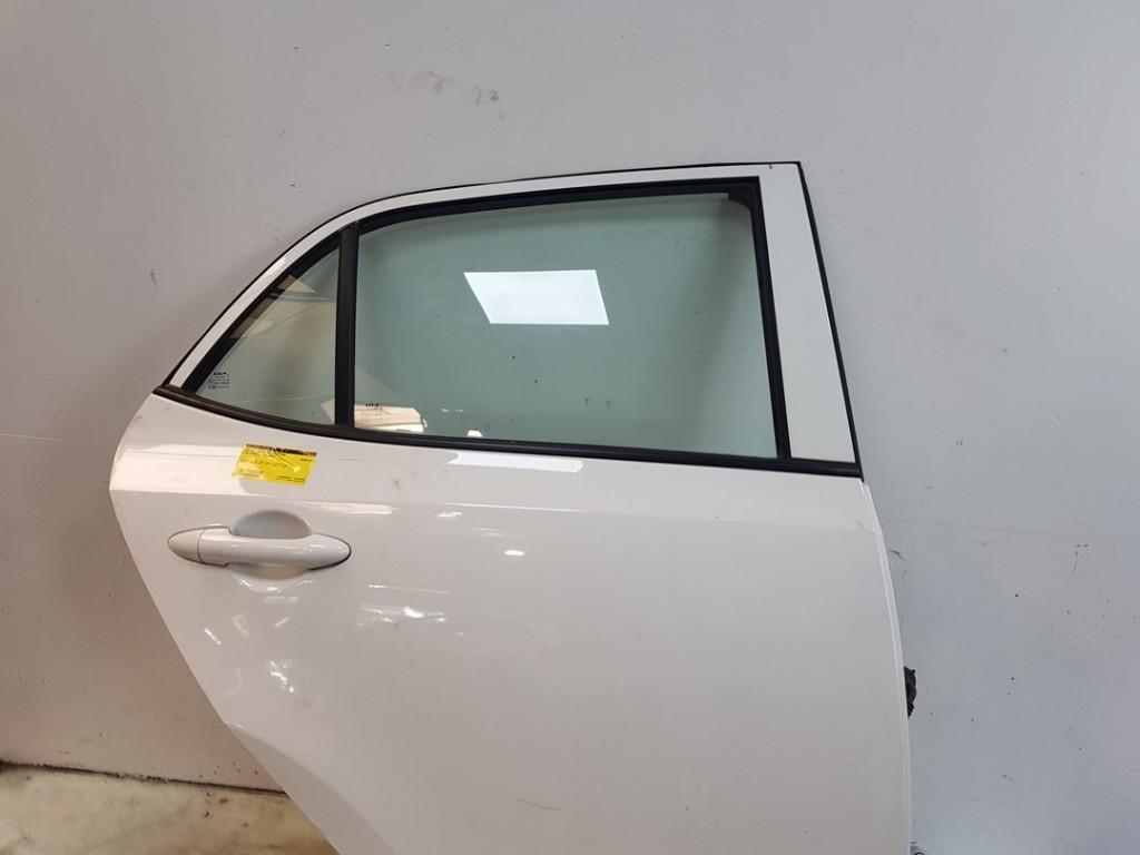 Portier Rechts Achter Kia Picanto (JA) 2022 77004G6000, Info@kia.de, Kia Deutschland GmbH, Gebruikt, Theodor-Heuss-Allee 11, Frankfurt am Main 60486, , Duitsland