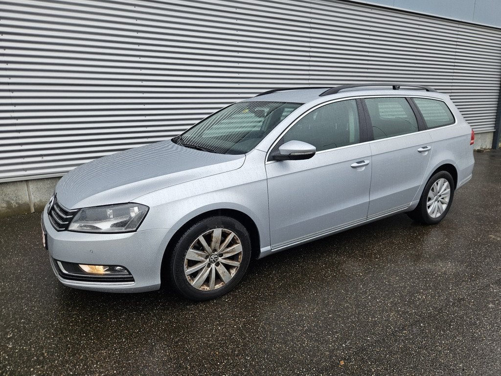 Volkswagen Passat Variant 1.6 TDI BlueMotion Executive Editi, Auto's, Volkswagen, Voorwielaandrijving, Gebruikt, 4 cilinders, Automatische klimaatregeling